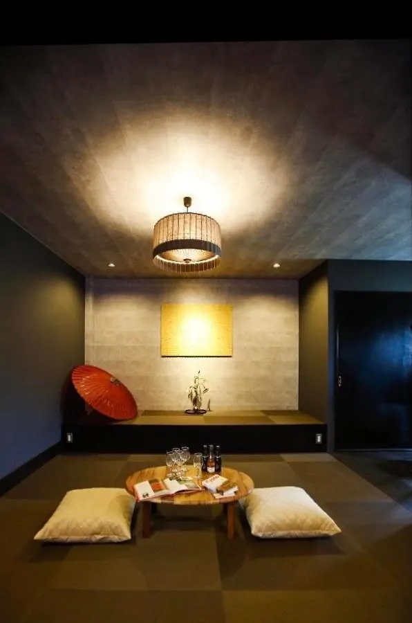Kyoto Nina Hotel 0*,